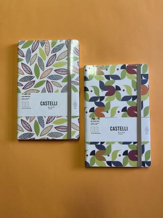 Notizbücher mit verschiedenen Motiven in Größe A5.
